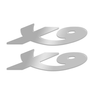 Adesivi Logo 3D in Resina X9 Argento su Misura per Scooter Piaggio 250-500 per Decorazione Serbatoio - Product Image 1