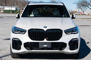BMW X5 XDrive40i SUV 2020 USADO, Turbo de 6 Cilindros, Tracción en las Cuatro Ruedas, Cuero Oscuro, R19, Blanco Mineral Metálico, Bajo Kilometraje 1-25000 Millas - Product Image 3
