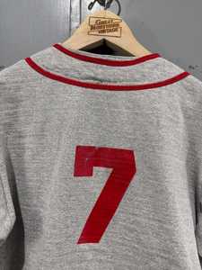 Camiseta de Béisbol de Talla Grande con Cuello en V, de Alta Calidad OEM 2026, Ropa Deportiva, Camisetas con Botones, Transpirable, Estampada, Lisa - Product Image 6