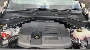 Land Rover Range Rover Sport Dynamic SE Gris 3.0 P460e 38.2kWh Wagon RWD Automático Usado 2022-2025, Asientos de Cuero, Techo Solar, Faros LED - Product Image 5