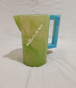 เหยือกน้ำทำจากเรซินแบบมีหูจับ6ชิ้นสำหรับดื่มชุดเครื่องดื่มพรีเมียม - Product Image 1