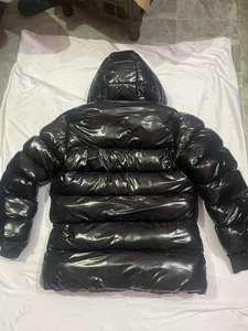 Chaqueta acolchada de invierno informal de algodón 100% de alta calidad para hombre, logotipo personalizado bordado, prendas de vestir gruesas y cálidas, posición frontal del logotipo - Product Image 6