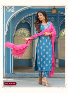 Conjunto de Kurtis Rectos Indios y Pakistaníes con Bordado Estampado Dorado en Rayón con Dupatta al por Mayor - Product Image 4