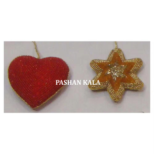 Bordado Zari dorado con forma de corazón y estrella de última producción con trabajo de cuentas hermoso adorno colgante de Navidad a bajo precio - Product Image 1