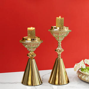 เชิงเทียนโลหะทองเหลืองตกแต่งบ้านที่ไม่เหมือนใครเชิงเทียนที่สง่างามสำหรับคริสต์มาสและงานแต่งงานกล่องบรรจุเทียน - Product Image 1