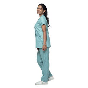 Marque personnalisée deux pièces infirmière femmes gommage uniforme OEM respirant durable dames gommages avec boutons poches et garniture de contraste - Product Image 6