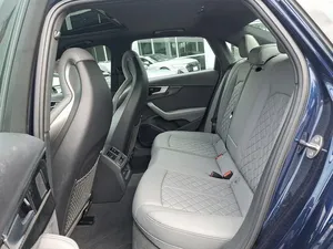 Audi S4 2022 T Premium 3.0 certifiée - Product Image 2