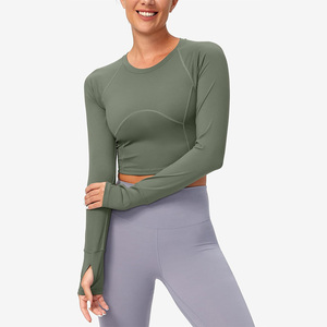 Tops cortos de entrenamiento OEM para mujer, ropa de fitness de gimnasio de tela transpirable, ropa de verano personalizada con impresión de logotipo y opciones de etiqueta privada - Product Image 1