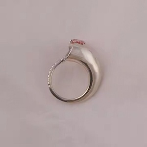 Bague de fiançailles en diamant de laboratoire en or massif 14KT coupe poire rose avec petit pendentif rond poire bagues en diamant uniques - Product Image 2