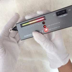 1,50 CT azul intenso corte redondo Halo anillo de compromiso Moissanite anillos colección - Product Image 4