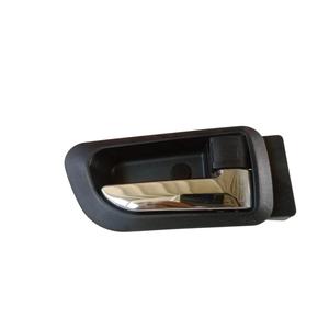 Maniglia Interna Anteriore Destra per GREAT WALL MOTOR Serie Hover (06>) 6105200-K80 - Product Image 1