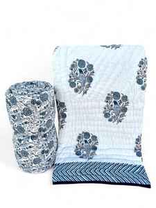 Artsy Vintage Bird & Floral Impreso Edredón Ropa de cama Kantha Edredón de algodón Ligero, Boho-Inspirado Ropa de cama India - Product Image 2