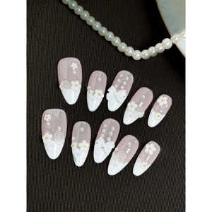 Pétales de fleurs pour mariée, autocollants élégants pour ongles, décalcomanies pour nail art pour mariées - Product Image 3