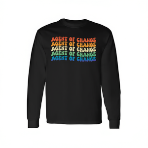 Camiseta de manga larga Agent Of Change con diseño moderno y texto colorido con estampado frontal, ajuste unisex - Product Image 2