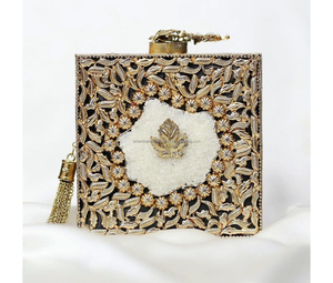Nwe Trending Resin Collection <b>White</b> Pearls With Small <b>White</b> Beads Design Cloth <b>Handbag</b> Mother of Pearl Clutch Bag for Girls - Product Image 4