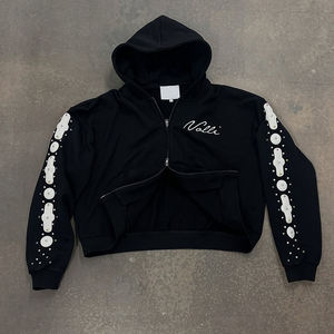 Ensemble deux pièces de luxe pour femme avec appliqué floral en strass, sweat à capuche zippé et pantalon de survêtement large en molleton, style streetwear - Product Image 2