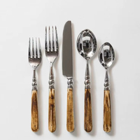 Ensemble de couverts en acier inoxydable solide avec manche en bois parfait pour les repas quotidiens servant des collations, des desserts et des boissons à la maison