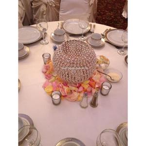 Centro de mesa redonda de bola de cristal elegante para eventos de boda decoración de fiesta centros de mesa brillantes hechos a mano - Product Image 1