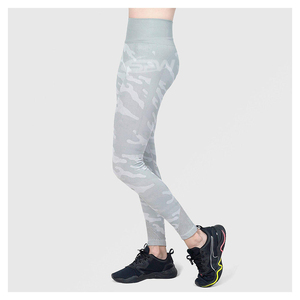 Mallas de Yoga con contorno de glúteos para mujer, cintura alta, ajuste esculpido, a prueba de sentadillas, tela transpirable elástica de cuatro vías para una forma mejorada - Product Image 4