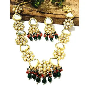 Conjunto de Collar Chapado en Oro de 24K con Meenakari y Kundan en Tono Verde y Dorado, Joyería Fina para Bodas y Regalos - Product Image 1