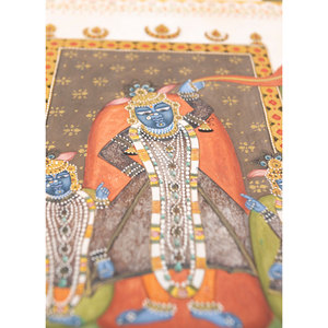 Tapiz de Pared de Tela de Algodón Bohemio Rojo y Naranja con Arte Pichwai para Decoración de Interiores y Exteriores, Diseño Navideño - Product Image 3