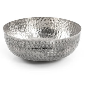 Tazón de Chocolate de Metal con Acabado Plateado, Forma Redonda, Diseño de Diseñador, Tazón para Dulces, Última Colección, Nuevo Tazón de Chocolate de Metal Decorativo - Product Image 1