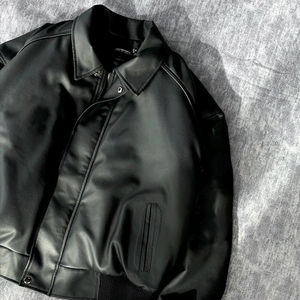 Personalizado de invierno para hombre negro Streetwear Chenille bordado cremallera Varsity Bomber Jacket Mens Leather Varsity Jacket - Product Image 4