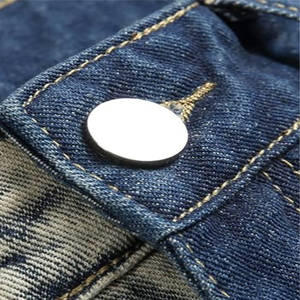 100% coton écologique décontracté bleu hommes Denim Shorts robuste taille moyenne coupe décontractée en détresse Style broderie Shorts - Product Image 4