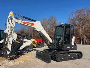 Bobcat E60 Mini Excavator <b>for</b> <b>sale</b> features 55 HP turbo diesel engine and 12315 lb operating <b>weight</b> performance - Product Image 5