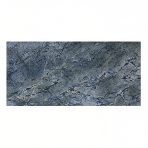 Plans de travail personnalisés pour cuisines et salles de bain en granit poli Carrara Calacata, écologiques, durables, préfabriqués, découpés sur mesure pour hôtels - Product Image 2