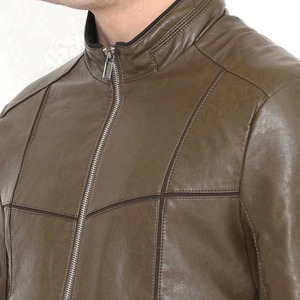 Veste à capuche slim fit en cuir d'agneau véritable pour homme, style streetwear, col montant, effet vieilli, toile vintage, service OEM - Product Image 5