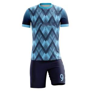 Uniforme de fútbol con paneles de malla para ventilación adicional Uniforme de fútbol con camiseta de manga corta y pantalones cortos con cordón - Product Image 6