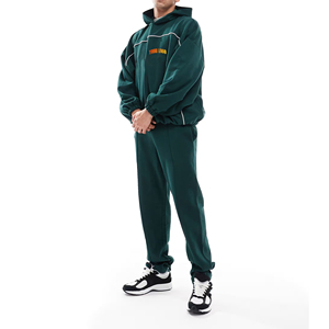 Conjuntos de invierno de algodón 100% ecológicos para hombre, OEM/ODM, de moda, de gran tamaño, holgados, con hombros caídos, con estampado de color sólido - Product Image 6