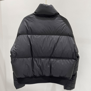 Chaqueta de Invierno Acolchada Personalizada OEM 2025 para Mujer, Chaqueta Corta de Alta Calidad para Exteriores, Abrigo Cálido con Bordado, Chaqueta de Burbujas - Product Image 2