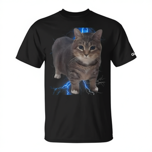T-shirt promozionale personalizzabile con meme gatto Oiia Oiia e design gatto che gira (Brainrot) - Product Image 2