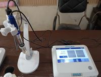 Medidor Digital Portátil de pH/MV de Sobremesa OEM con Precisión de 0.01pH y Rango de (-1999.9-+1999.9)mV para Uso en Laboratorio