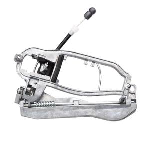 Support métallique de poignée de porte extérieure arrière gauche - Câble court pour BMW X5 Série E53 - Product Image 2