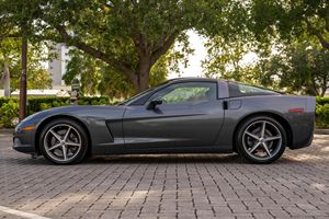 Chevrolet Corvette Coupé LS3 V8 3LT 2011 Usado, con Escape de Rendimiento de Modo Dual, de Propietario del Sur - Product Image 2