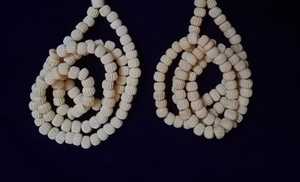 Collares de cuentas de hueso tallados a mano hechos a medida con colgantes de hueso de tema de elefante ideales para diseñadores de joyas para reventa - Product Image 6