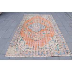 Tapis turc vintage, grand tapis de 5,6 x 9,6 pieds (171 x 292 cm), tapis oriental en laine orange - Product Image 1