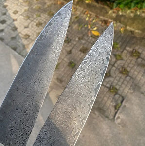 Couteaux de chef en acier damas avec manche en bois confortable personnalisé fait à la main droite style industriel écologique va au lave-vaisselle - Product Image 6