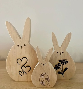 Centre de table de Noël en bois rustique avec finition blanche et décorations de vacances de style ferme - Product Image 2