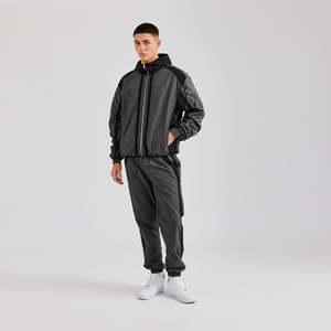 Ensembles de coupe-vent Streetwear de haute qualité Survêtements coupe-vent réglables en nylon lourd personnalisés de couleur - Product Image 4