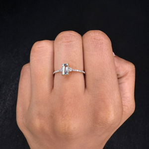 แหวนพลอยสีฟ้าและเพชรแท้ที่เป็นเอกลักษณ์100% ยอดนิยม18K หินสีเหลืองทองเดือนมีนาคมพลอยเทียมเครื่องประดับชั้นดีสำหรับผู้หญิง - Product Image 4