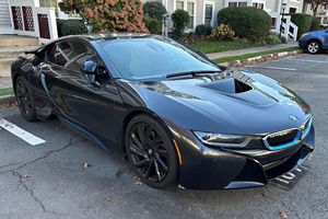 BMW i8 de 2014, usado en buen estado - Product Image 3