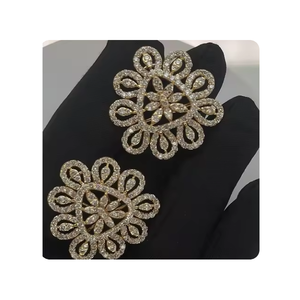 Dernière collection de diamants de laboratoire de pureté en or 18 carats Boucles d'oreilles ethniques indiennes pour les filles Bijoux de mariage à la mode pour les cadeaux - Product Image 4