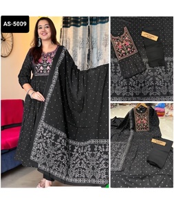 Traje étnico pesado de rayón Salwae Kameez con trabajo bordado y conjunto Nazmin Dupatta para ropa de Festival y boda - Product Image 1