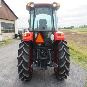 Venta caliente Kubota M7060 4WD Tractor agrícola Japón Original mejor calidad maquinaria agrícola para venta al por mayor y precio de fábrica - Product Image 5