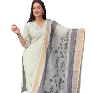 Luz Pista Color Premium seda romana bordado a mano cuello en V tamaño libre boda y fiesta especial tradicional Kurti conjunto para la venta - Product Image 1