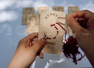 Delarchi Casse-tête en laine de bois fait à la main Jouet éducatif Montessori traditionnel avec motif vertical stimulant le cerveau des enfants - Product Image 6